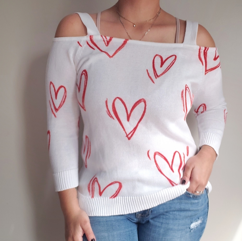 New York & Company heart cold shoulder top M